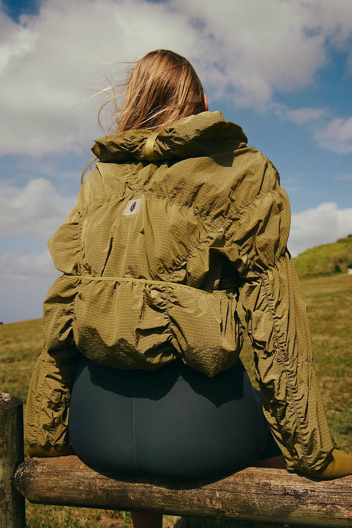 Happy Camper Pullover