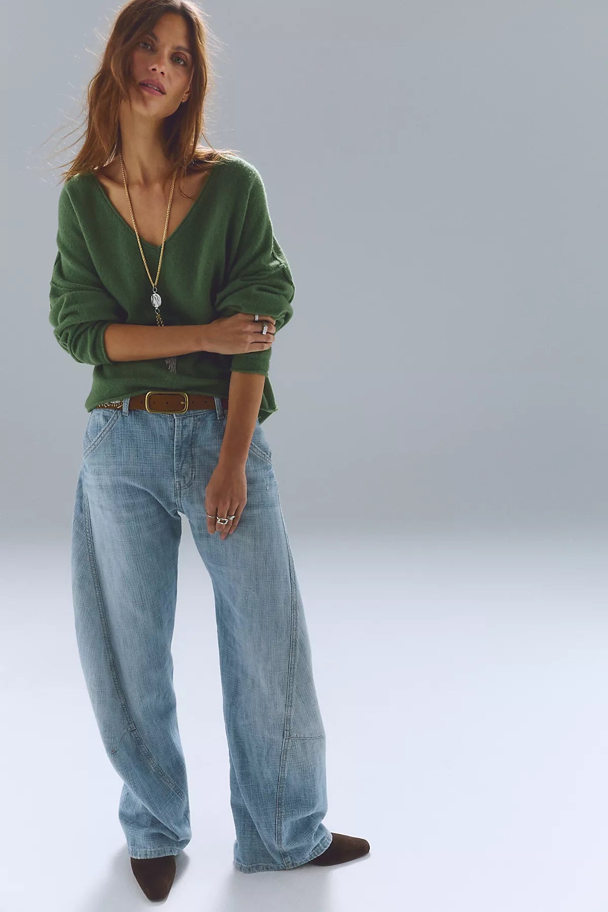 See Me V-Neck Pullover