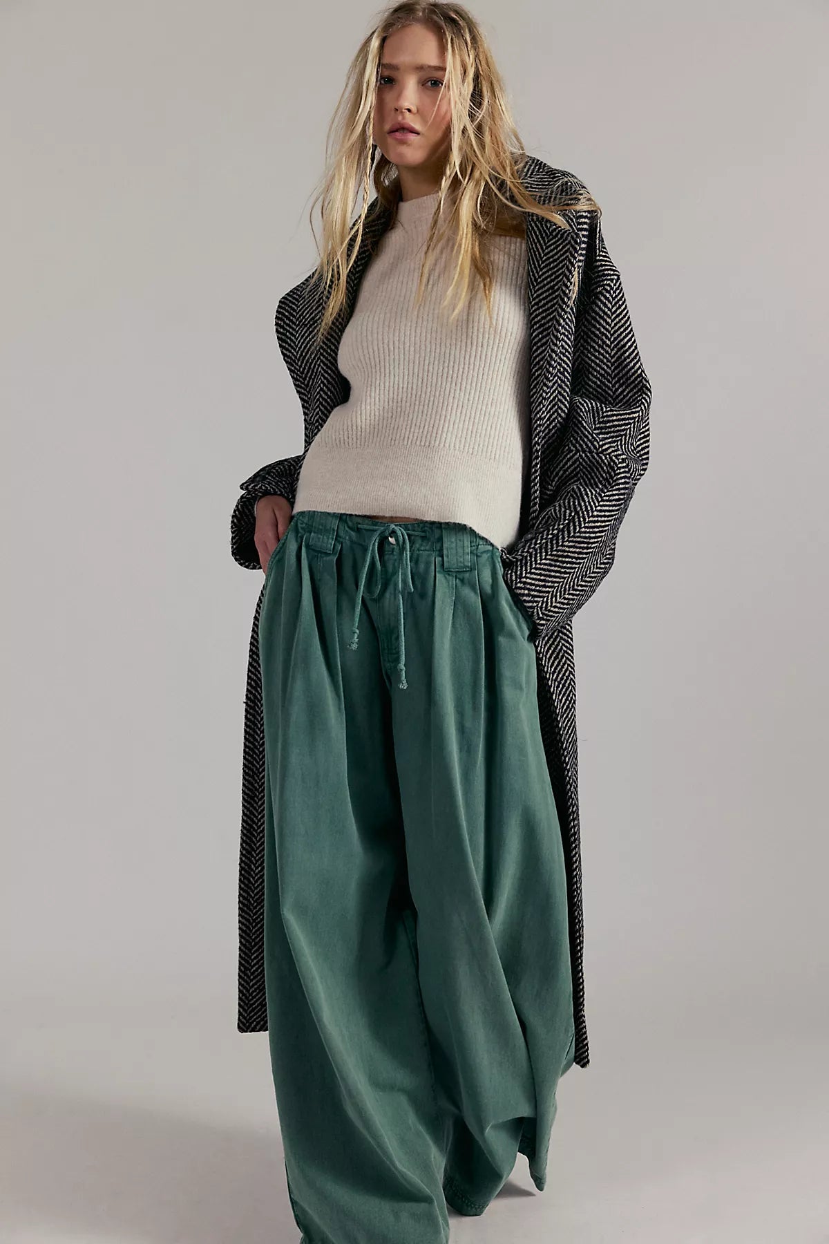 Julien Wide-Leg Chino Trousers