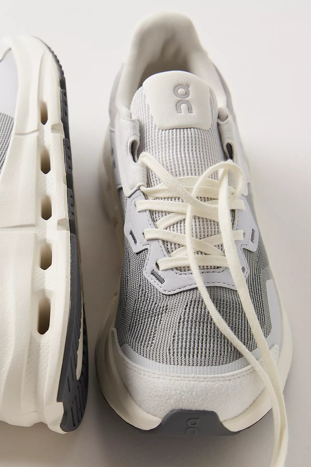 On Cloudnova Rift Sneakers