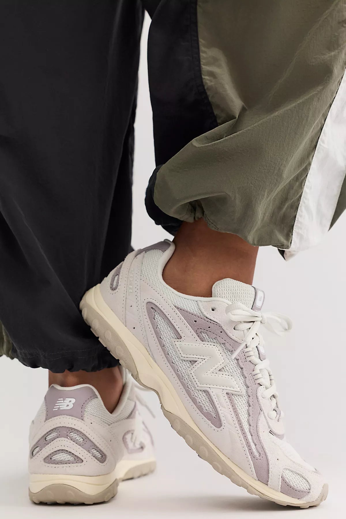 New Balance 204L Satin Sneakers