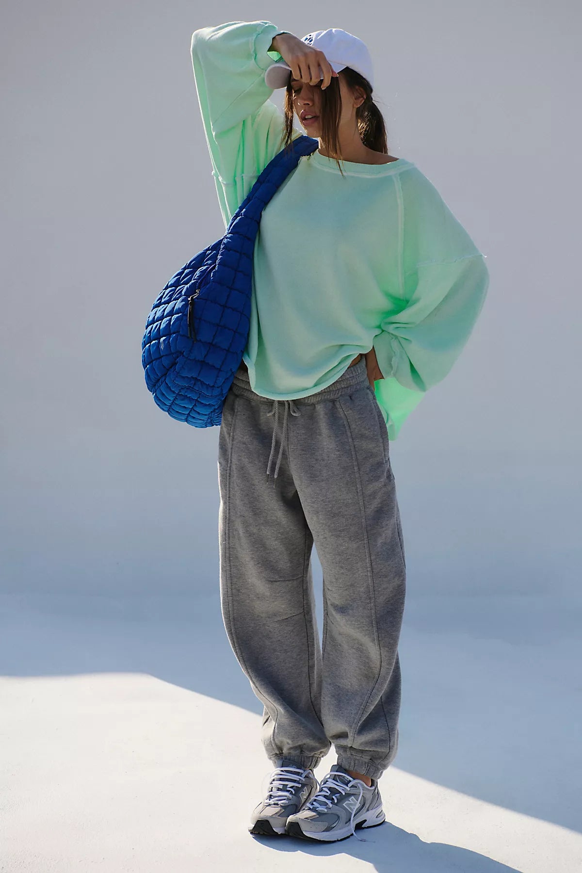 One To Beat Pullover